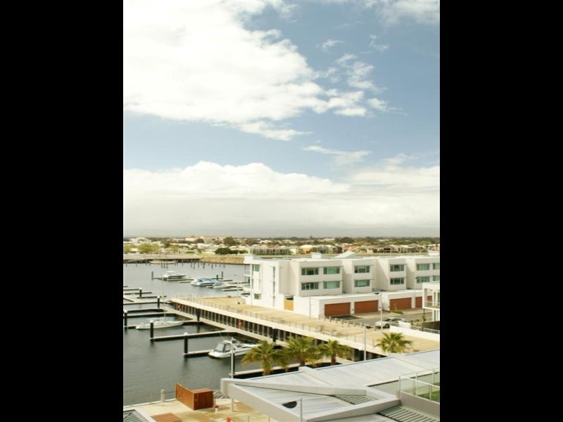 513/2-6 Pilla Avenue, Port Adelaide SA 5015