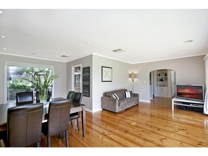 10 Hamilton Crescent, Aberfoyle Park SA 5159