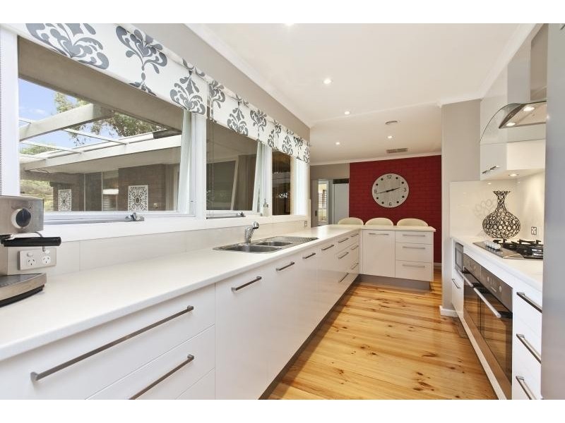 10 Hamilton Crescent, Aberfoyle Park SA 5159