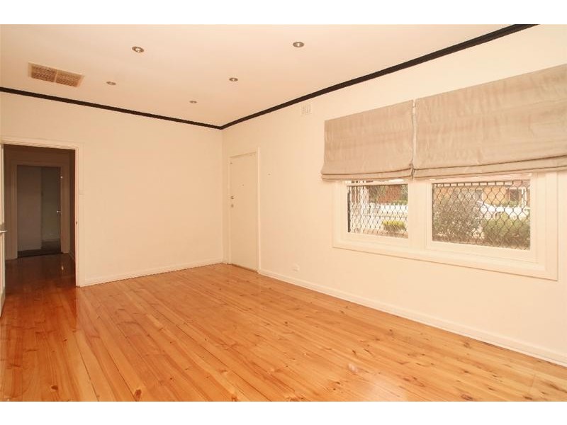 21 Carlton Street, Oaklands Park SA 5046