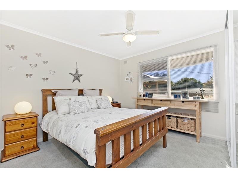 19 Kevin Street, Christie Downs SA 5164