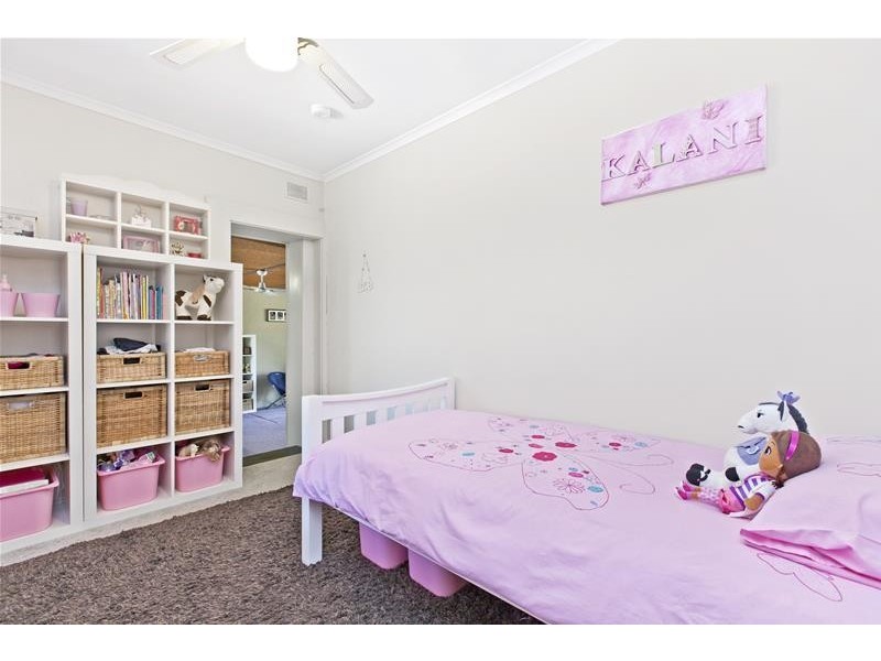 19 Kevin Street, Christie Downs SA 5164