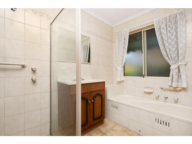 1 Eastern Avenue, South Plympton SA 5038