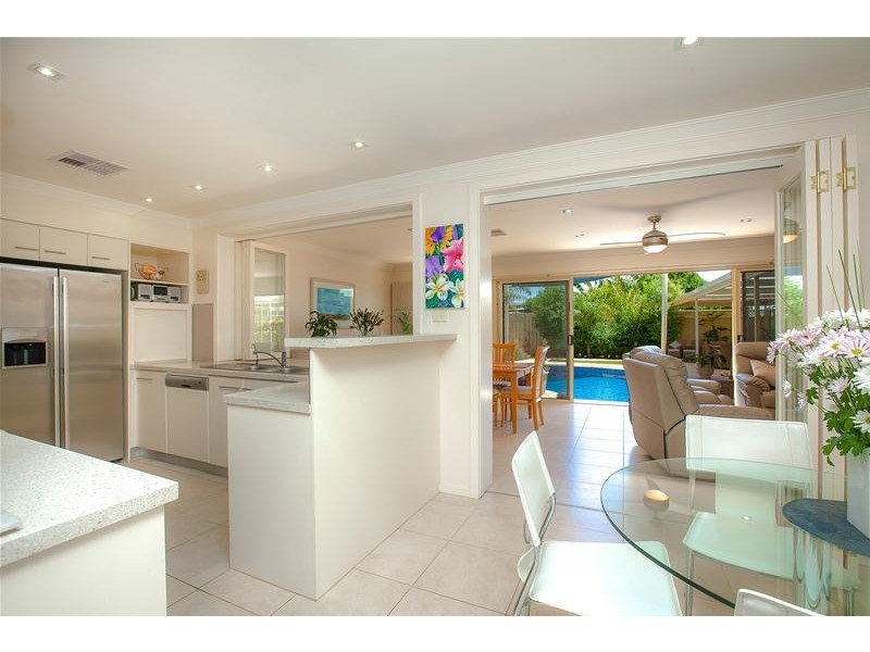 10 Sixth Avenue, Warradale SA 5046