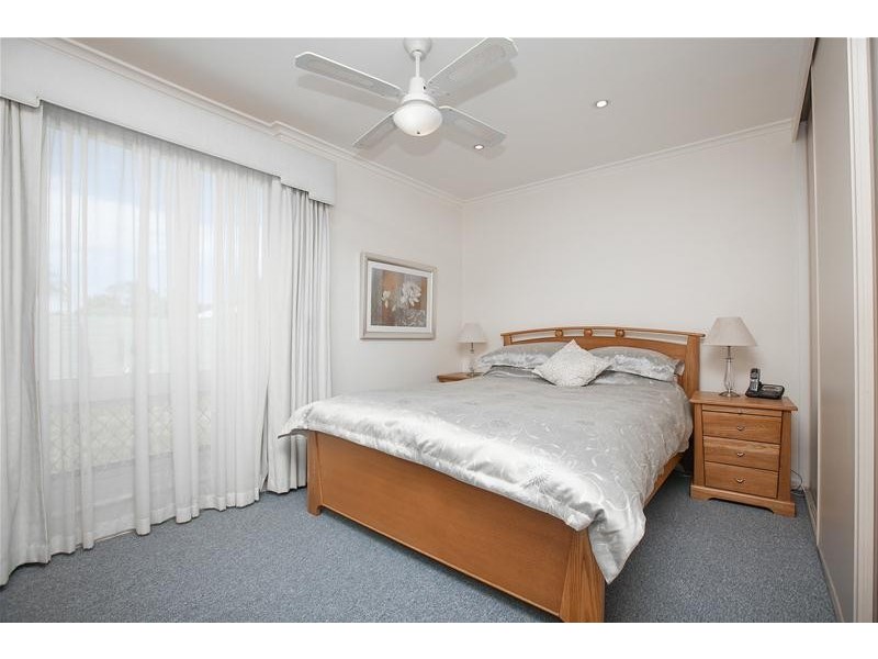 10 Sixth Avenue, Warradale SA 5046