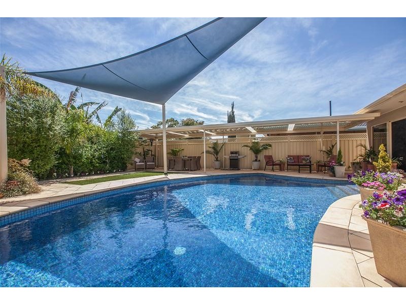 10 Sixth Avenue, Warradale SA 5046