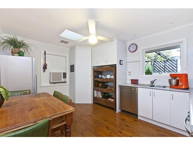 3 Sabina Crescent, Christie Downs SA 5164