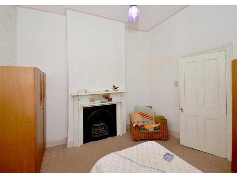 17 Glengyle Terrace, Glandore SA 5037