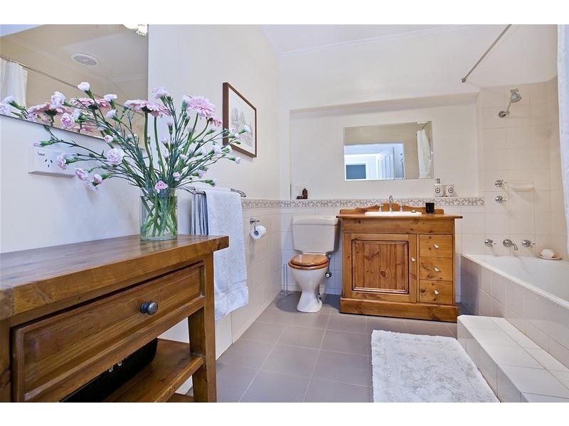 26 Mattner Avenue, Glenelg North SA 5045