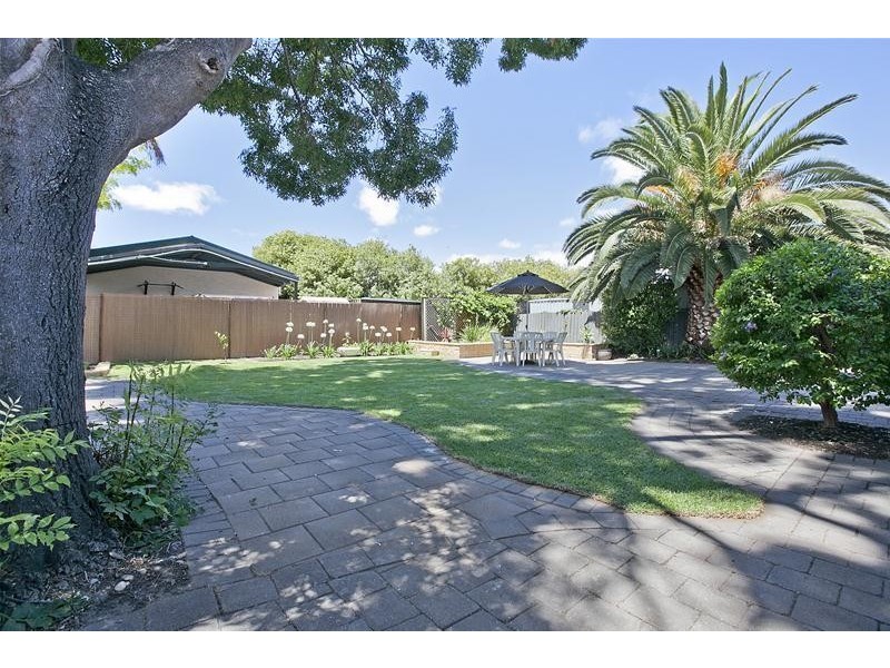 26 Mattner Avenue, Glenelg North SA 5045