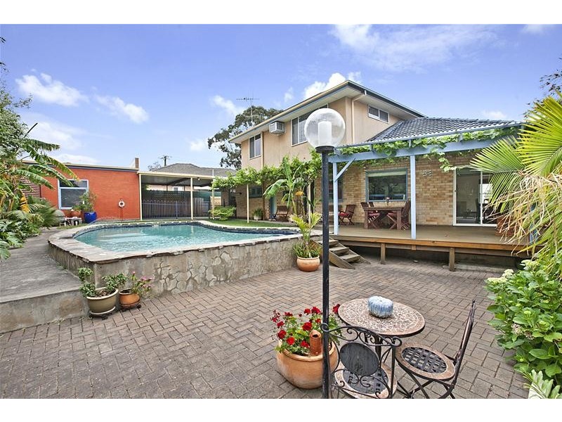 4 Cameron Avenue, Kingston Park SA 5049