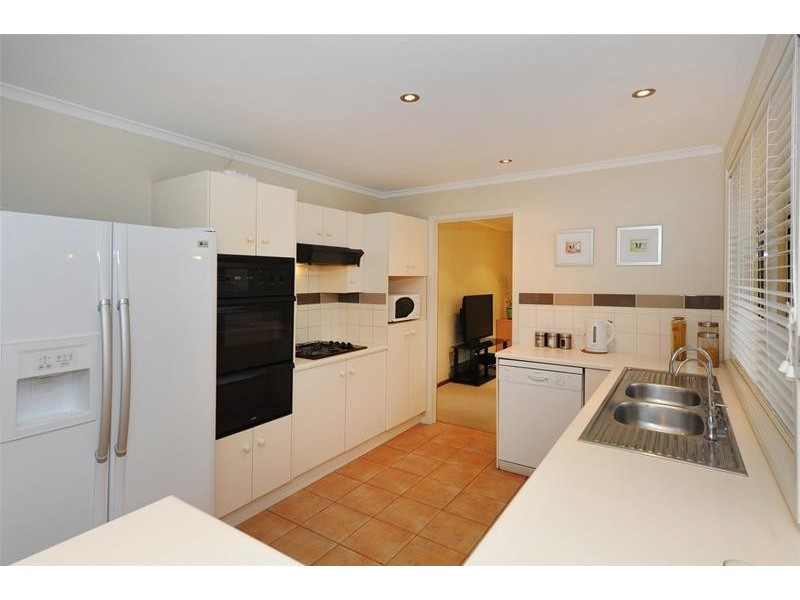 5 Traeger Court, Woodcroft SA 5162