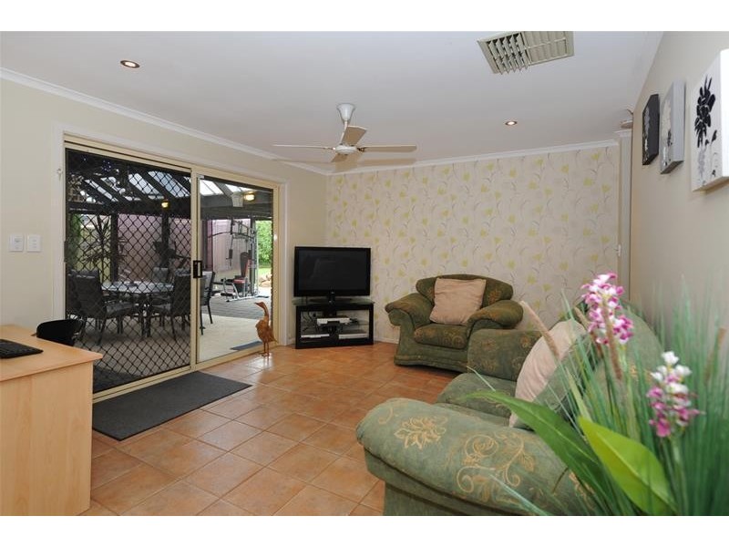 5 Traeger Court, Woodcroft SA 5162