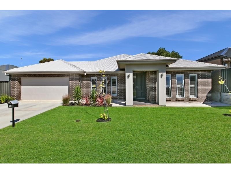 11 Chardonnay Boulevard, Reynella SA 5161