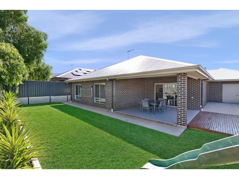 11 Chardonnay Boulevard, Reynella SA 5161