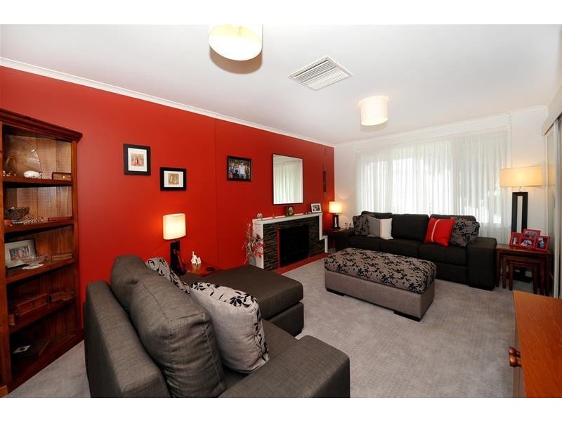 49 Fountain Valley Drive, Happy Valley SA 5159