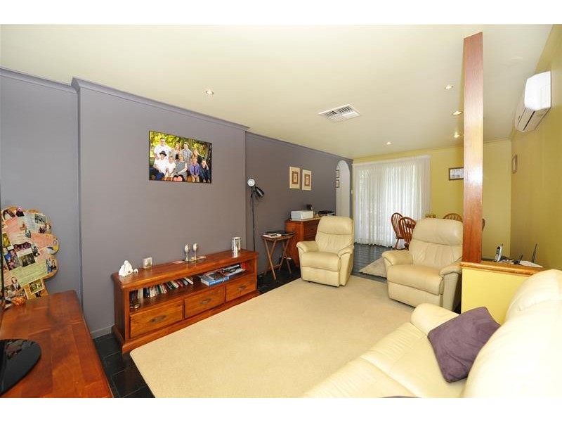 49 Fountain Valley Drive, Happy Valley SA 5159