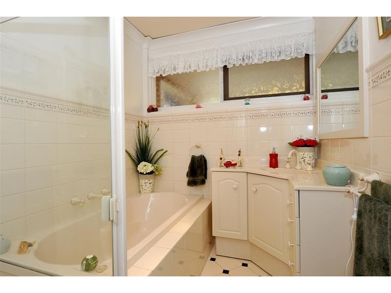 49 Fountain Valley Drive, Happy Valley SA 5159