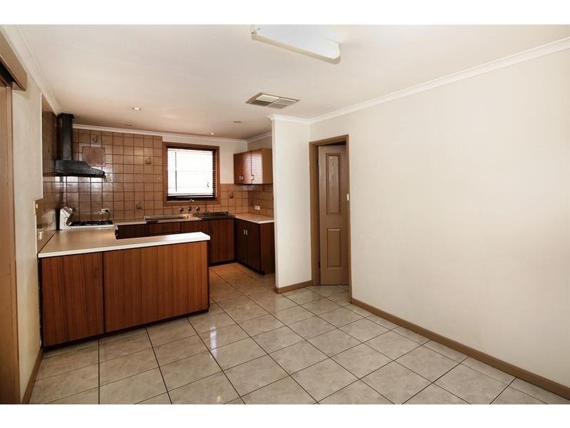 13 Brigalow Road, Morphett Vale SA 5162