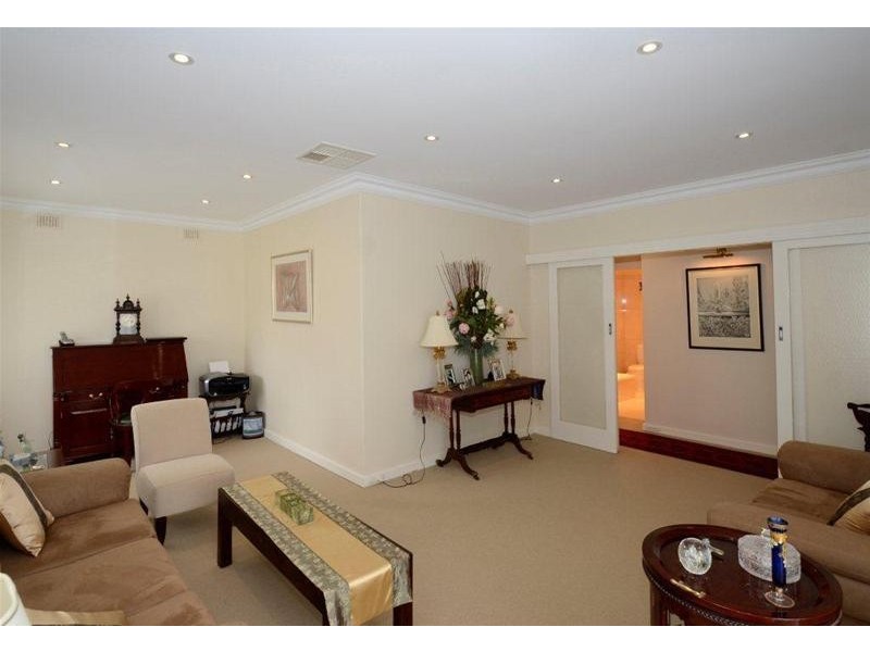 11 Windsor Terrace, West Beach SA 5024
