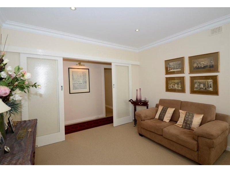 11 Windsor Terrace, West Beach SA 5024