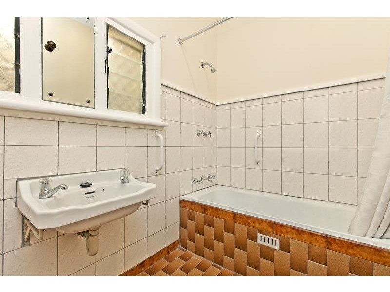 31 Tapleys Hill Road, Hendon SA 5014