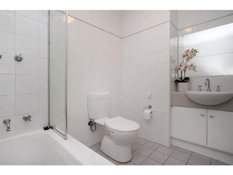 3/98 Seaview Road, West Beach SA 5024