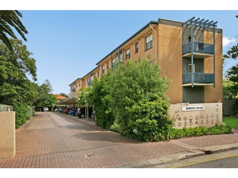 12/18 Robert Street, Glenelg South SA 5045