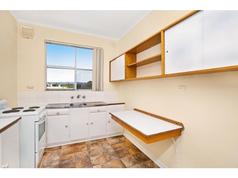 12/18 Robert Street, Glenelg South SA 5045