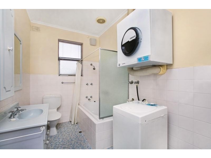 12/18 Robert Street, Glenelg South SA 5045