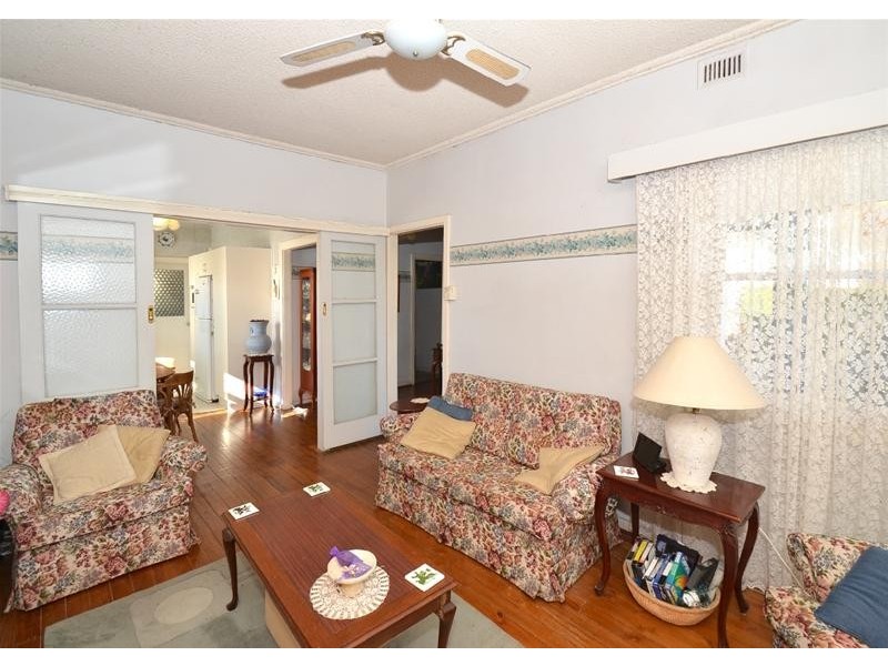 9 Torquay Road, Sturt SA 5047