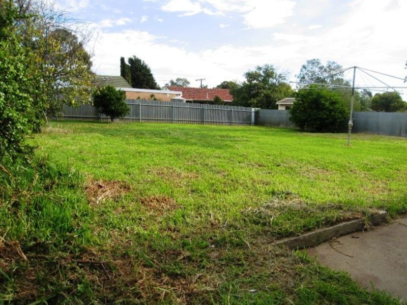 15 Justin Crescent, Christie Downs SA 5164