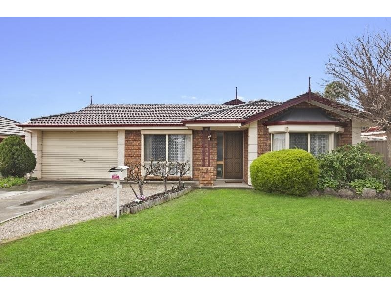 5 Cosgrove Terrace, Clovelly Park SA 5042