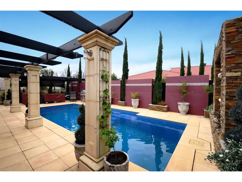 3 The Crest, Chandlers Hill SA 5159