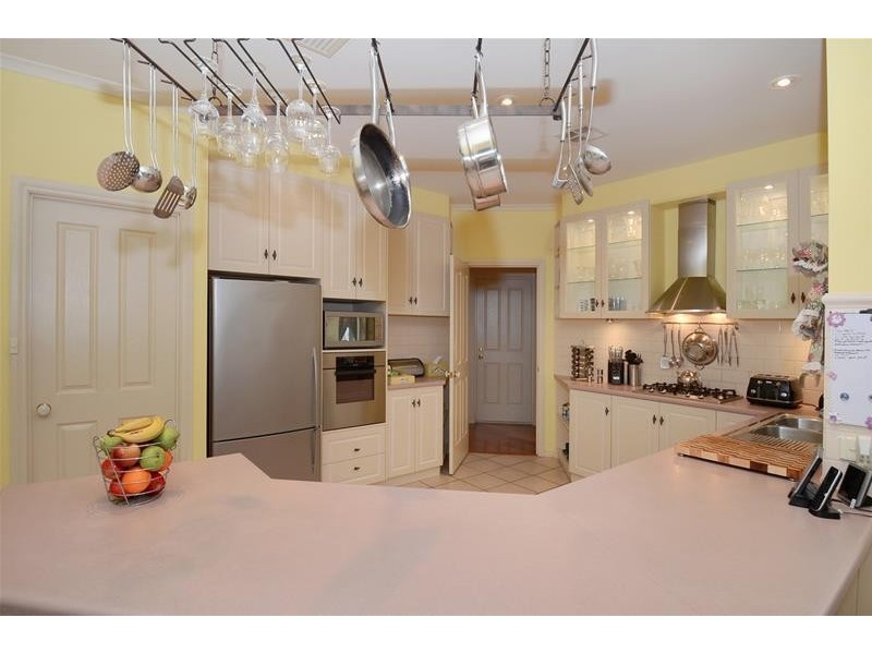 3 The Crest, Chandlers Hill SA 5159