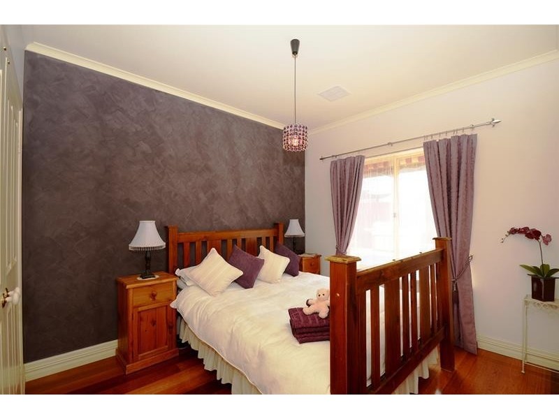 3 The Crest, Chandlers Hill SA 5159