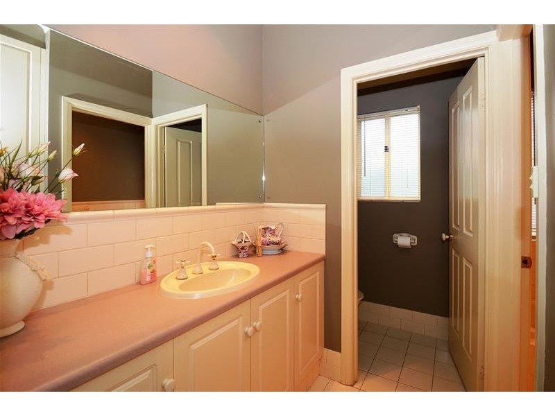 3 The Crest, Chandlers Hill SA 5159