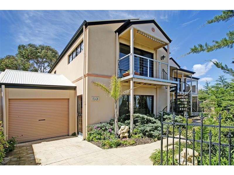 14 St Vincents Avenue, Hallett Cove SA 5158