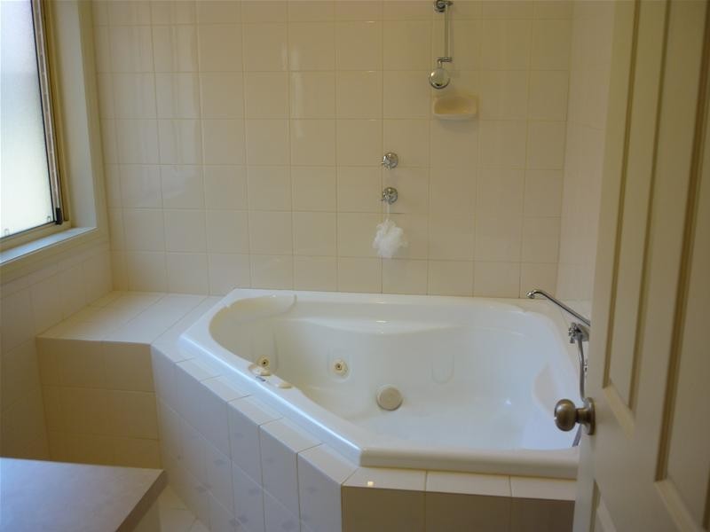 28 Condada Avenue, Park Holme SA 5043