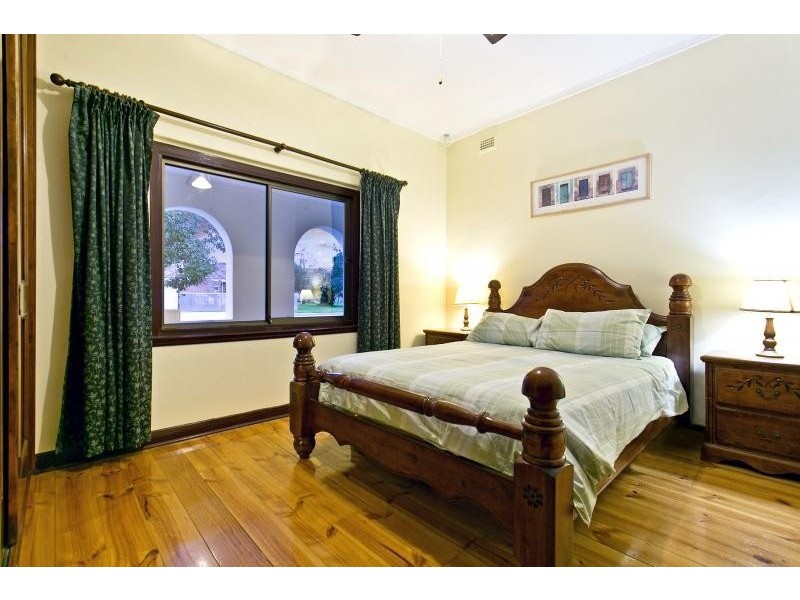 51 Stradbroke Avenue, Plympton Park SA 5038