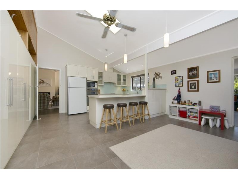 11 Lalina Street, Happy Valley SA 5159