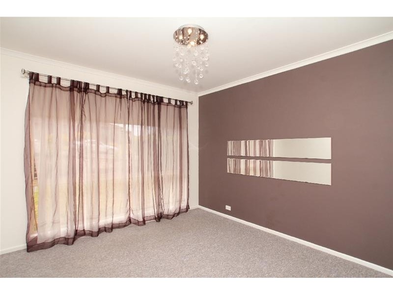 22 Doulton Drive, Trott Park SA 5158