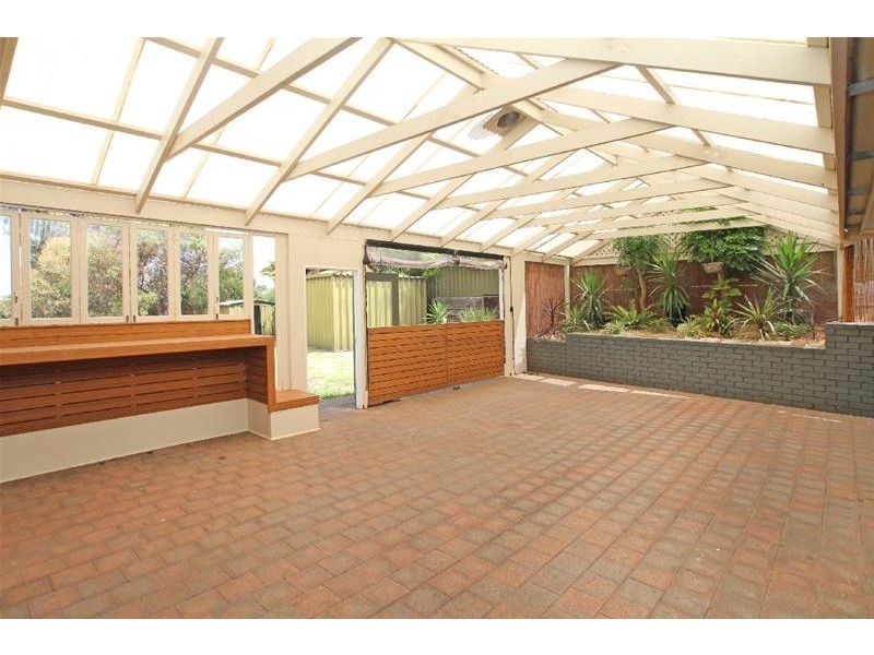 22 Doulton Drive, Trott Park SA 5158