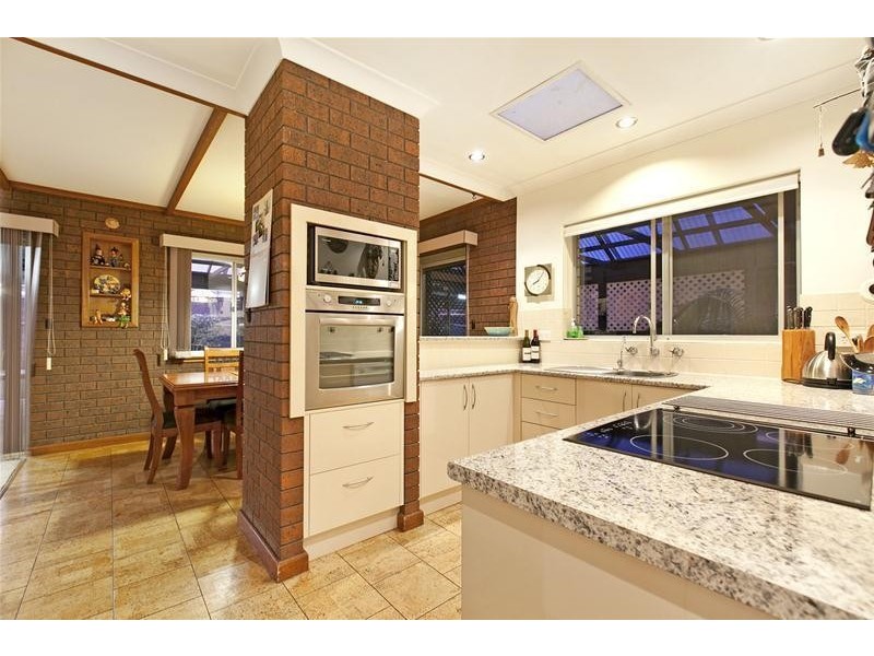 7 Sims Crescent, West Lakes SA 5021