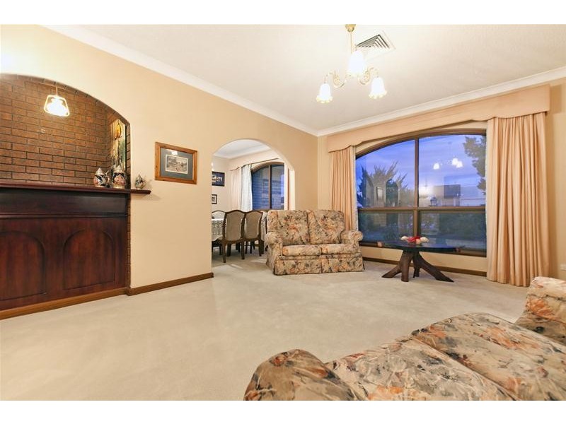 7 Sims Crescent, West Lakes SA 5021