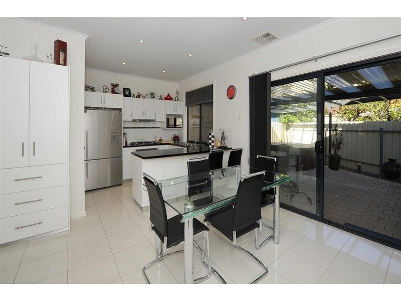 4/2 Lambton Street, Oaklands Park SA 5046