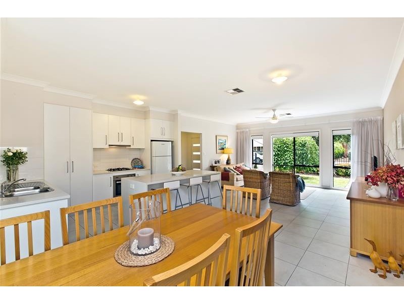 5 Illawarra Avenue, Hove SA 5048