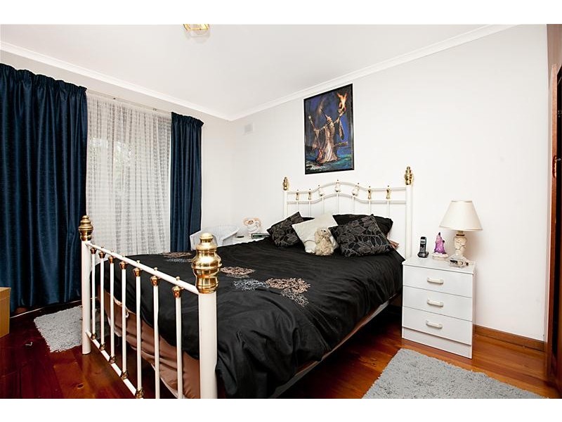 36 Columbia Crescent, Hallett Cove SA 5158