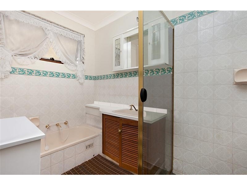 36 Columbia Crescent, Hallett Cove SA 5158