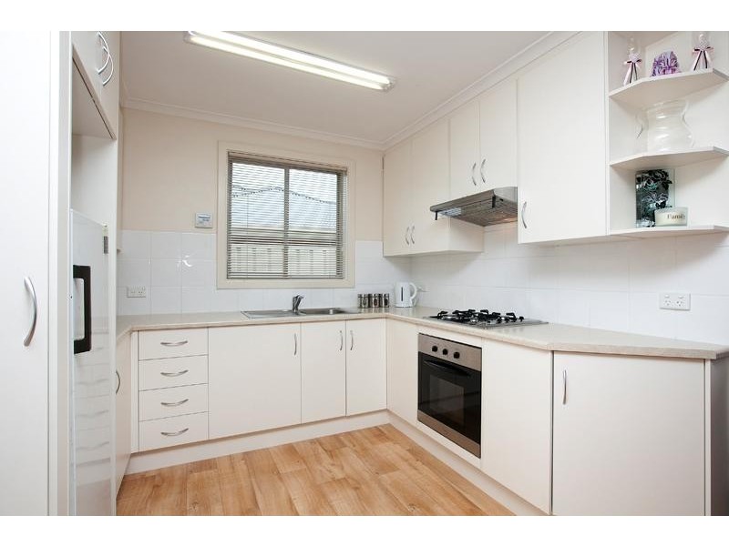 17 Dominic Crescent, Morphett Vale SA 5162